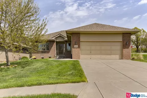 14602 Berry Cir, Omaha, NE 68137