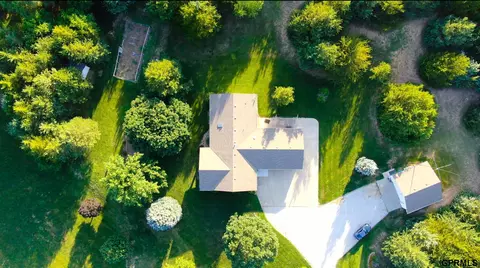 2300 W James Dr, Raymond, NE 68428