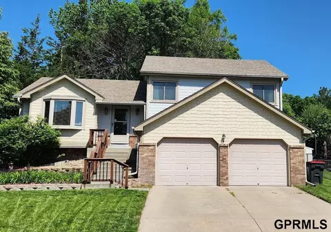 4141 N 21 St, Lincoln, NE 68512