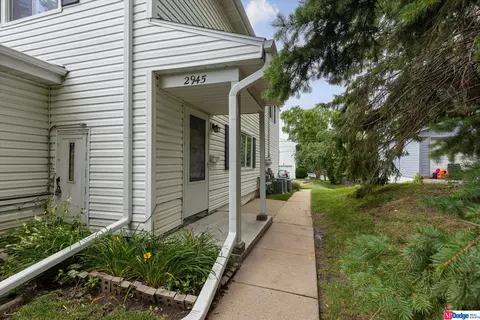 2945 S 121 St, Omaha, NE 68144