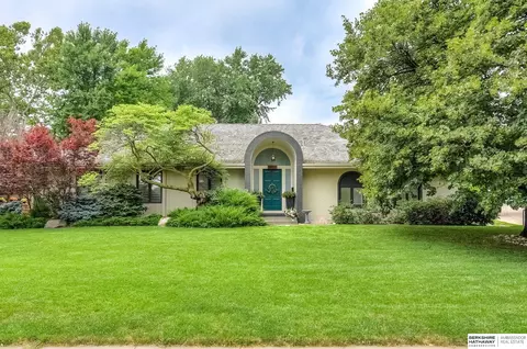 2006 S 130th St, Omaha, NE 68144