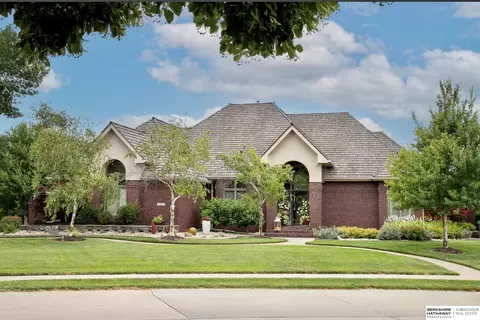 3303 N 133 Cir, Omaha, NE 68164