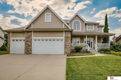 2517 N 176th St, Omaha, NE 68116