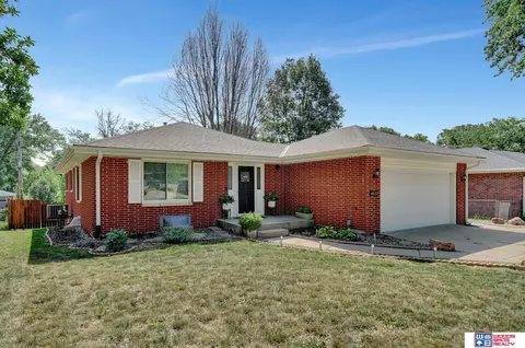4620 S 44th St, Lincoln, NE 68516