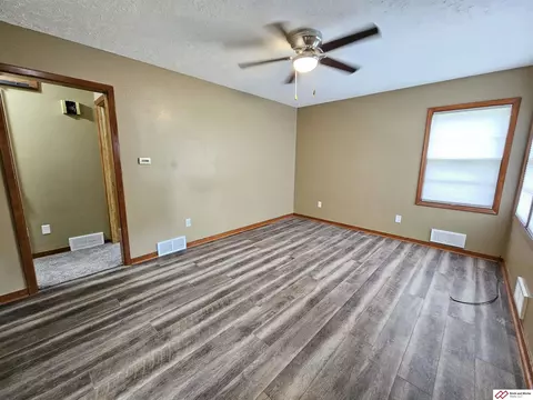 431 N 13th St, Beatrice, NE 68310 photo 3