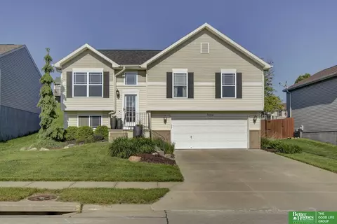 7024 N 88 St, Omaha, NE 68122