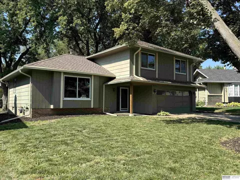 4912 S 106th Cir, Omaha, NE 68127