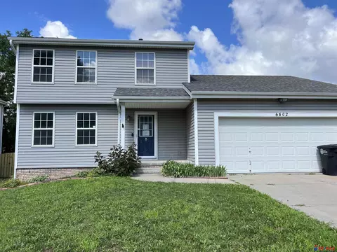 6402 S 167 Th Ave, Omaha, NE 68135
