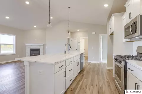 17618 Hanover St, Bennington, NE 68007 photo 7