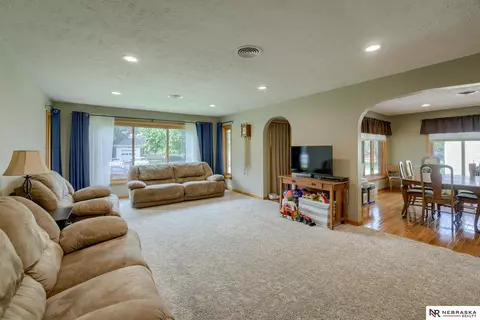 131 E 3rd St, Wahoo, NE 68066 photo 3