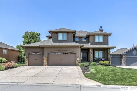 19732 Chandler St, Gretna, NE 68028