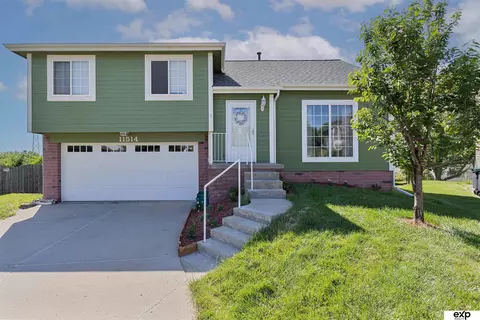 11514 Bauman Cir, Omaha, NE 68164
