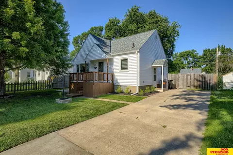 2125 N Irving St, Fremont, NE 68025