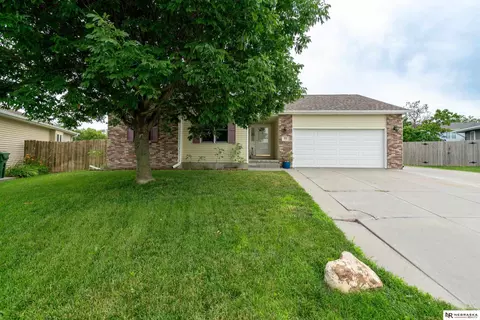4111 W Leighton Ave, Lincoln, NE 68524