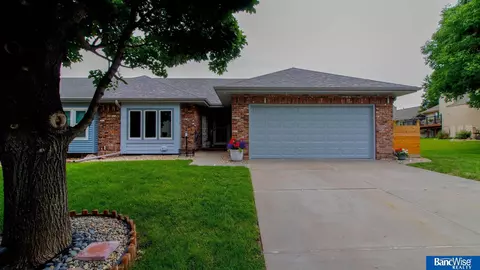 2807 Jameson N, Lincoln, NE 68516