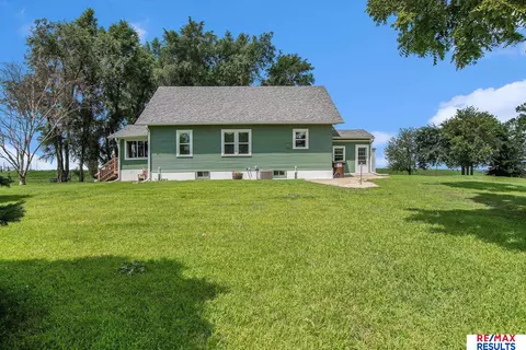Exterior - 675 County Rd 12 Ct, Scribner, NE 68057 photo 1 of 9