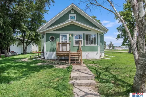 675 County Rd 12 Ct, Scribner, NE 68057