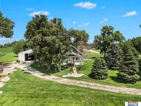 Exterior - 675 County Rd 12 Ct, Scribner, NE 68057 photo 6 of 9