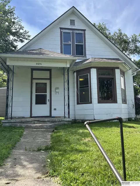 4031 Charles St, Omaha, NE 68131