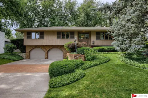 13135 Mason St, Omaha, NE 68154