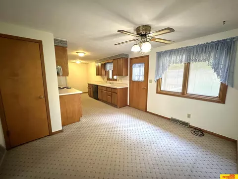 625 Everett St, Lyons, NE 68038 photo 5