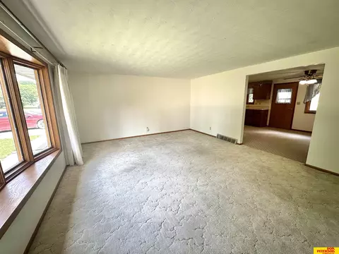 625 Everett St, Lyons, NE 68038 photo 2