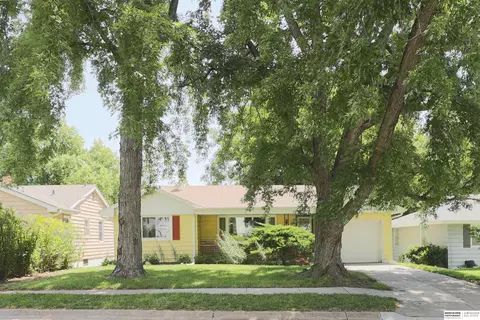 3007 S 76th Ave, Omaha, NE 68124