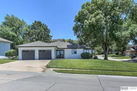 7015 S 142 St, Omaha, NE 68138