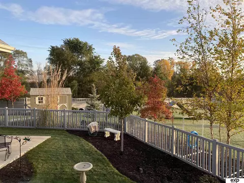 15018 Elderberry Cir, Bennington, NE 68007