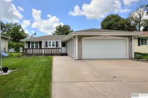 1621 SW 24th St, Lincoln, NE 68522