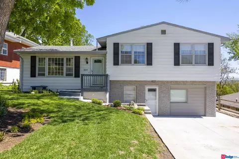 2107 S Crawford St, Bellevue, NE 68005