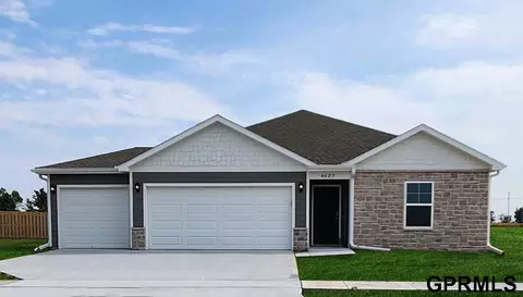 4752 Elizabeth Ct, Fremont, NE 68025