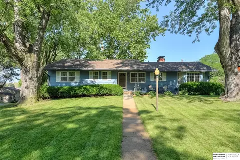 3346 S 107th St, Omaha, NE 68124