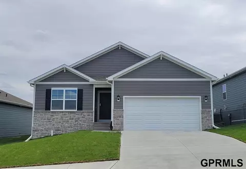 20509 Swallowtail St, Gretna, NE 68028