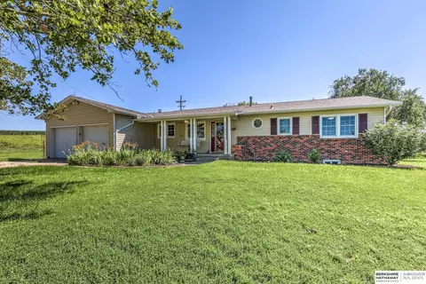 1007 E Main St, Murray, NE 68409