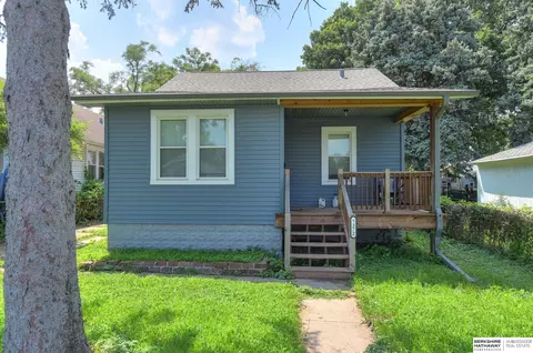 5372 N 27th Ave, Omaha, NE 68111