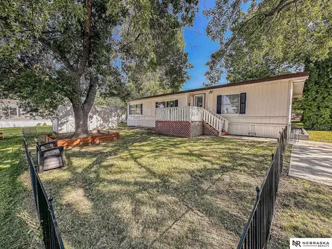 1908 Northville Cir, Lincoln, NE 68521