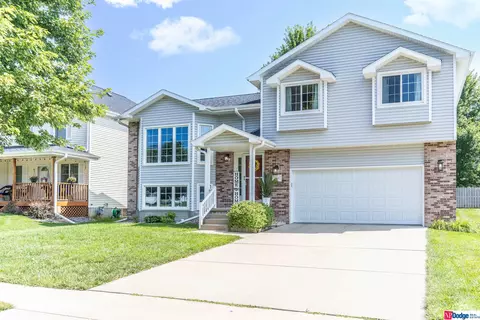 2939 Whitlock Rd, Lincoln, NE 68516