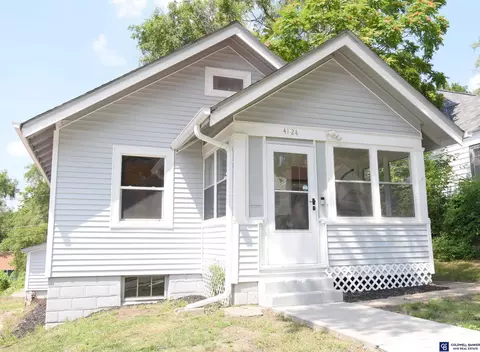 4124 Wirt St, Omaha, NE 68111