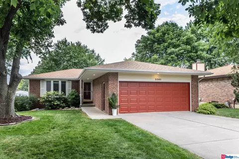 5541 Milkweed Cir, Lincoln, NE 68516