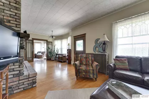 302 1st St, Waterloo, NE 68069 photo 4