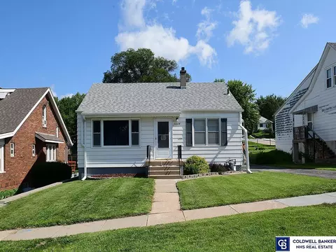 6604 Emmet St, Omaha, NE 68104