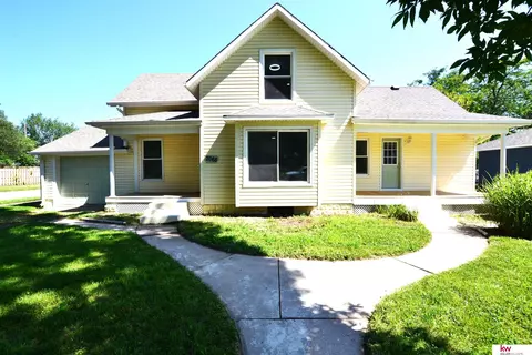 2068 Park St, Blair, NE 68008