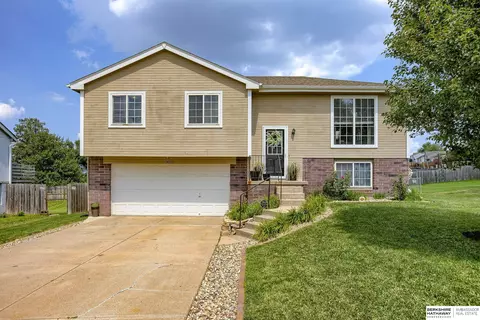 14515 S 34th St, Bellevue, NE 68123