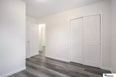 3209 Cornhusker Dr, Omaha, NE 68124 photo 19