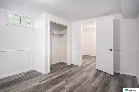 3209 Cornhusker Dr, Omaha, NE 68124 photo 22