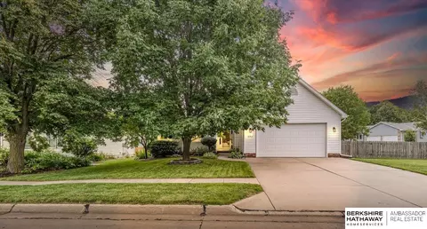 2311 Meadow Dr, Blair, NE 68008