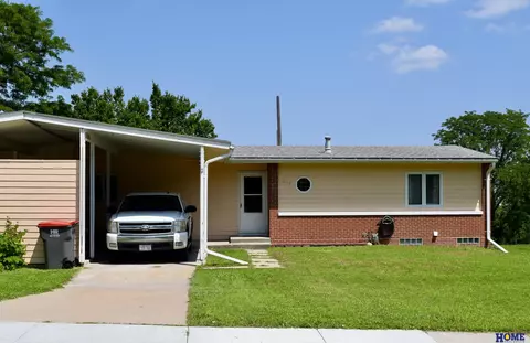 4112 NW 54th St, Lincoln, NE 68524