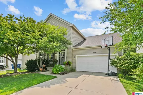 3814 S 189 St, Omaha, NE 68130