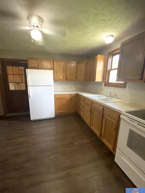 1210 Bell St, Beatrice, NE 68310 photo 17